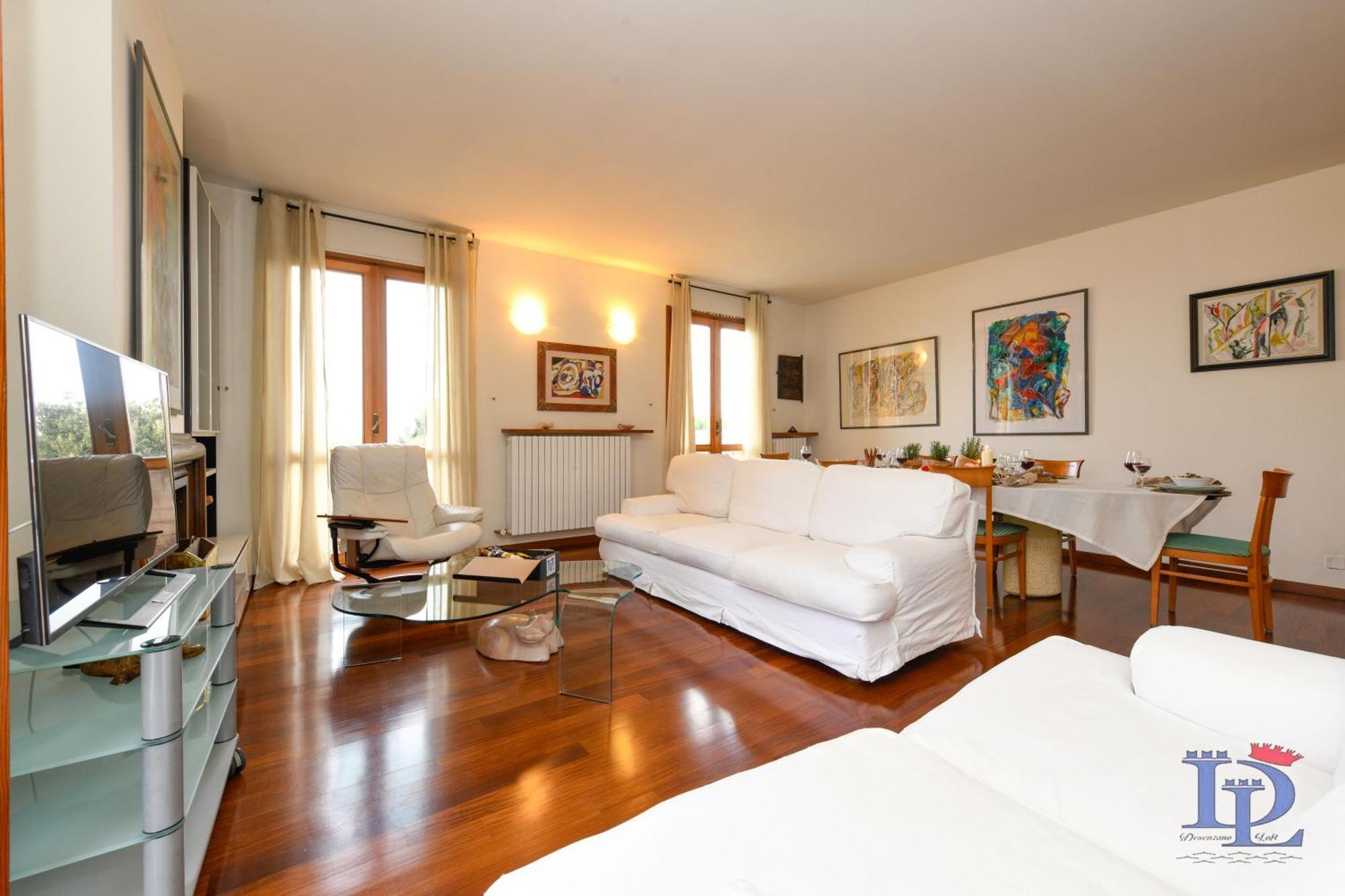 Desenzanoloft Official Partner Marriott Homes & Villas - Gardastar La Stella Del Lago ديسينسانو ديل غاردا المظهر الخارجي الصورة